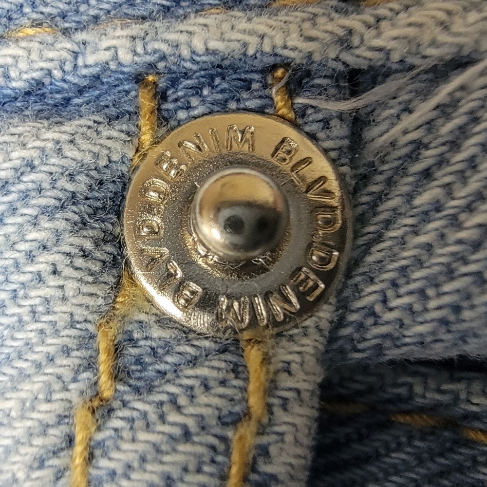 DENIM BLVD High Rise Ripped Mom Jeans - Picture 9 of 15